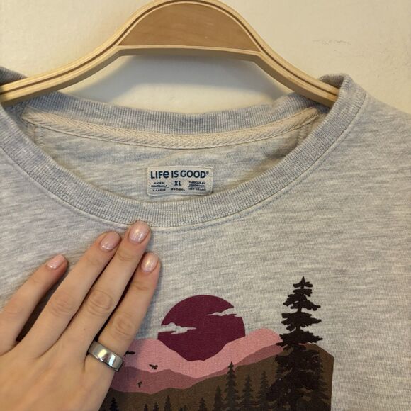 Life Is Good Cropped Sweatshirt Gray XL Mountains Camping Hiking Outdoors - SPOT - Picture 2 of 6